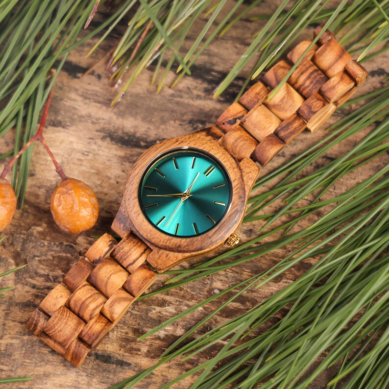 Wooden Blue Dial Women Quartz Watch