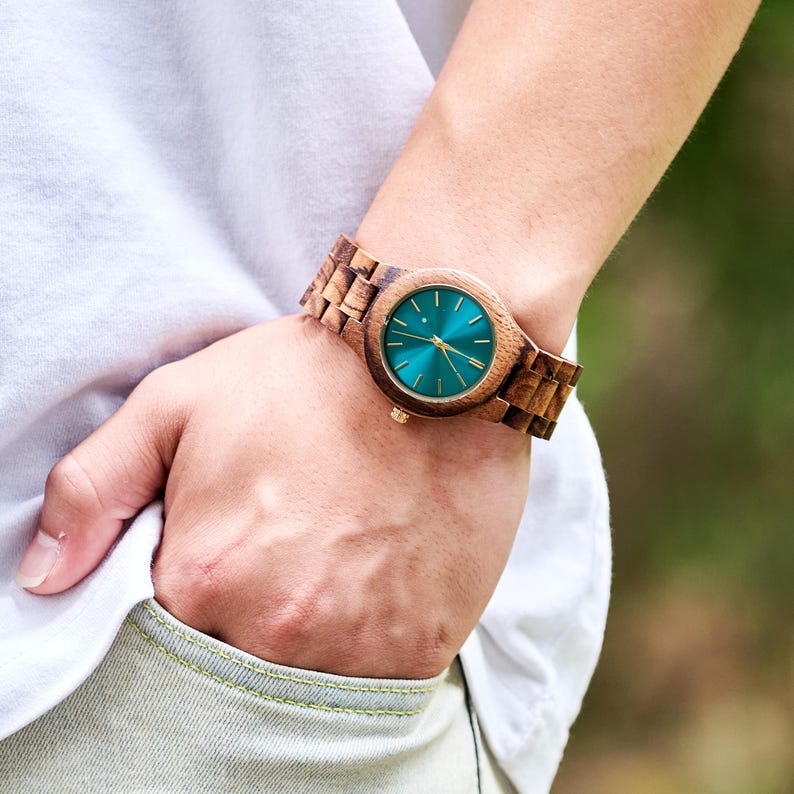 Wooden Blue Dial Women Quartz Watch