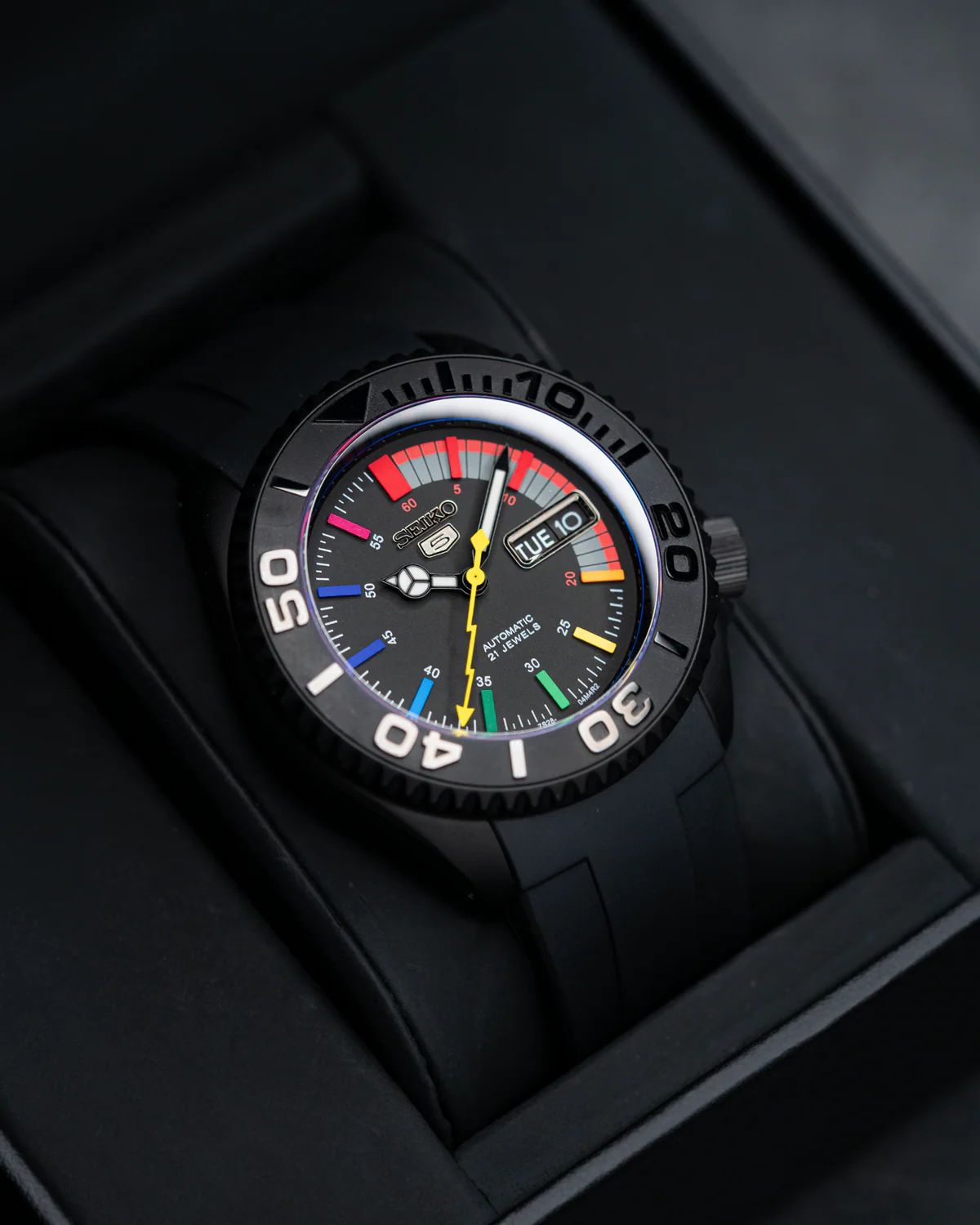 Seiko - Black Rainbow