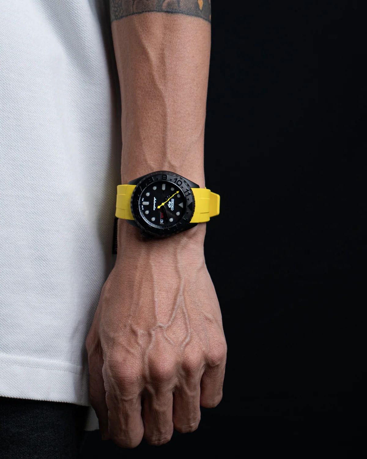 Seiko Mod SKX "Bumblebee" Stealth Edition