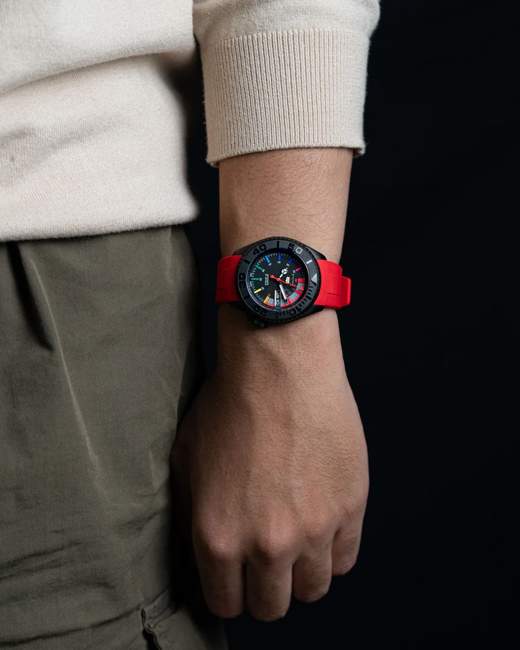 Seiko - RED Stealth Rainbow  Edition